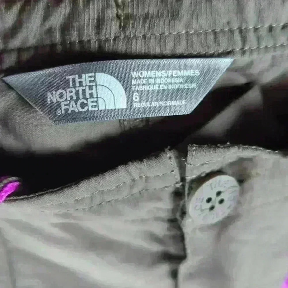 Womens The North Face Lightweight Shorts  - Size 6 - Picture 4 of 9
